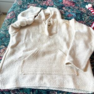 Fisherman cotton pullover.  Small. In excellent condition.